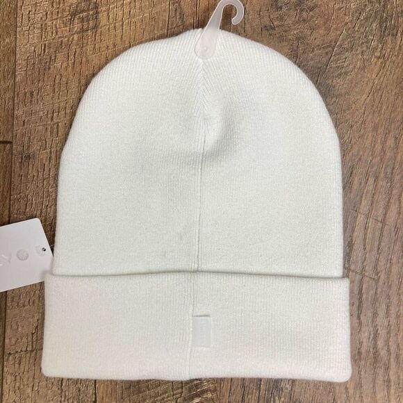 Athleta Head Start Beanie Bright White Women’s Hat One Size Workout Everyday NWT - Picture 3 of 7
